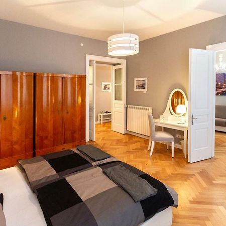 Da Gillo Apartment Trieste Ngoại thất bức ảnh